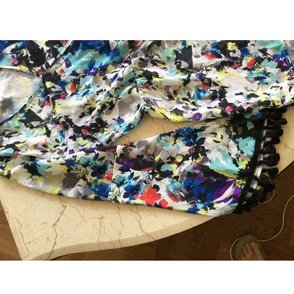 Romeo + Juliet CoutureShort Romper M - Picture 6 of 6